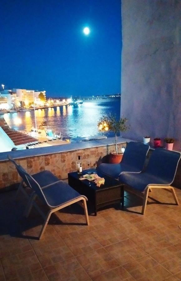 Apartament Havenly Loft Mytilíni Zewnętrze zdjęcie